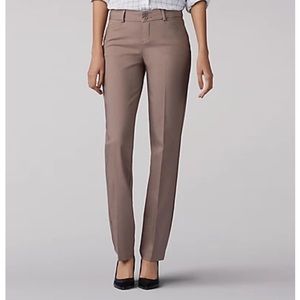 Lee Secretly Shapes Mid Rise Straight Leg Pant